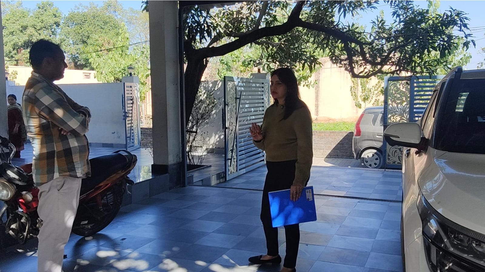 Vastu consultation — entrance and exterior assessment